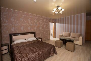Номер полулюкс в Гостинице Lotus Hotel & Spa